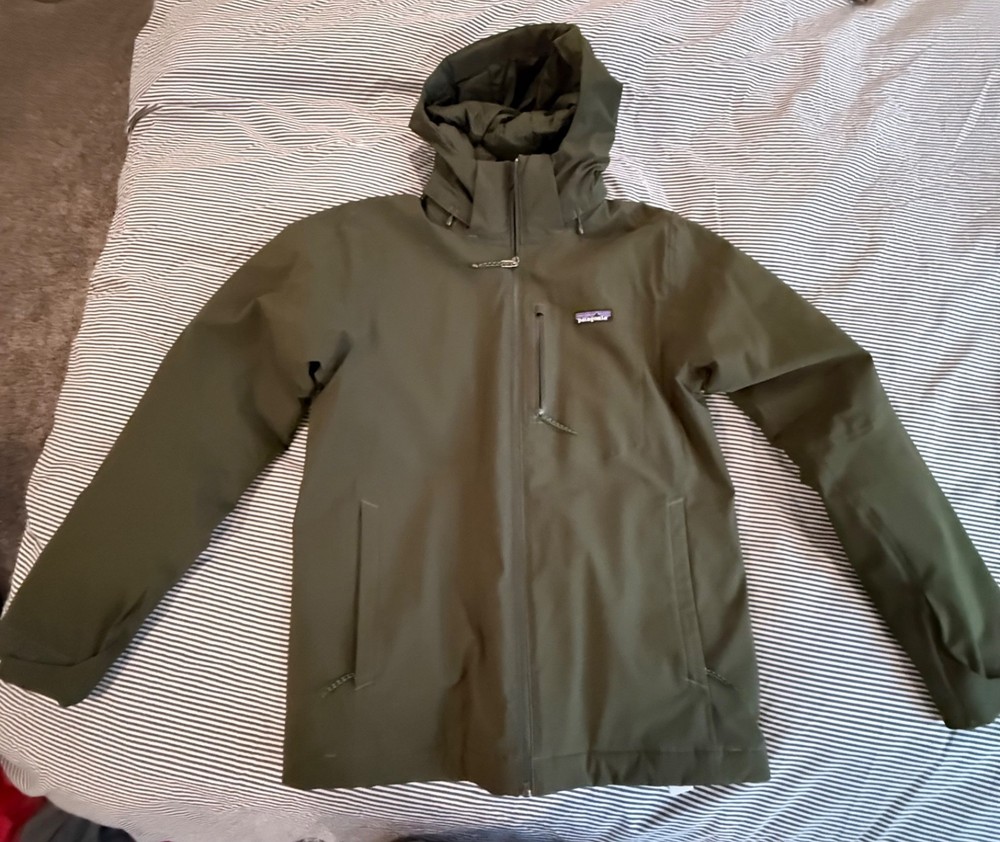 Patagonia insulated jacket w/ removable hood H2NO technology