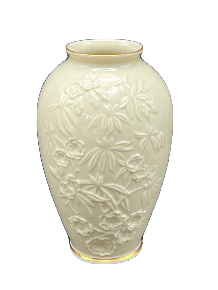 LENOX Limited Edition 1988 Mother's Day Vase Embossed Cardinals Birds Flowers