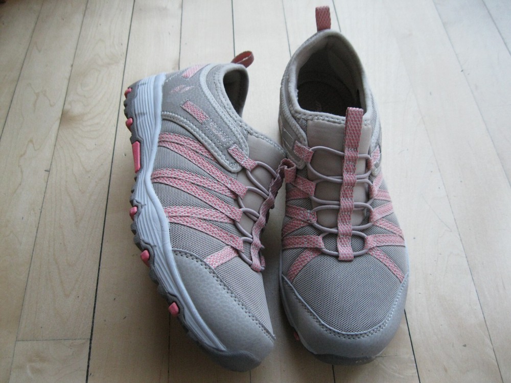 Skechers Seager Hiker-Topanga Memory Foam Slip On Sneaker Taupe Women 7.5 NEW