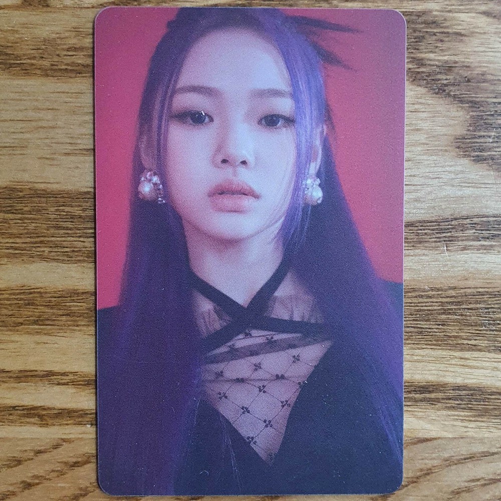 Bo Eun Official PVC Photocard Album Class:y Class is Over Platform Album Ver.