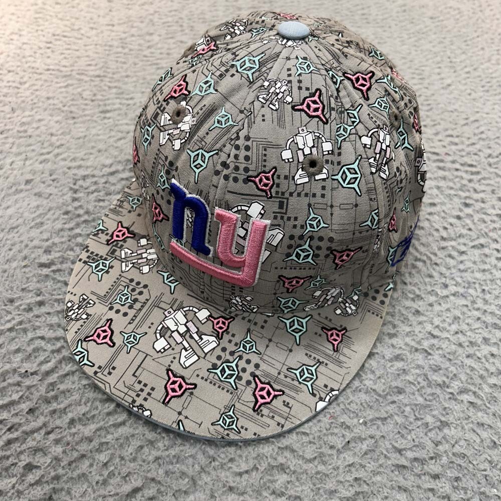New York Giants Reebok Fitted Space Robot Cap for Men Size 7 1/2