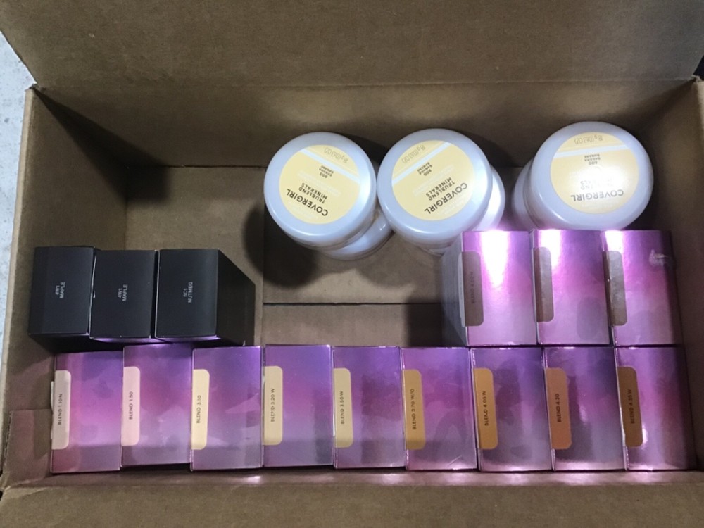 beauty blender/laura mercier/covergirl