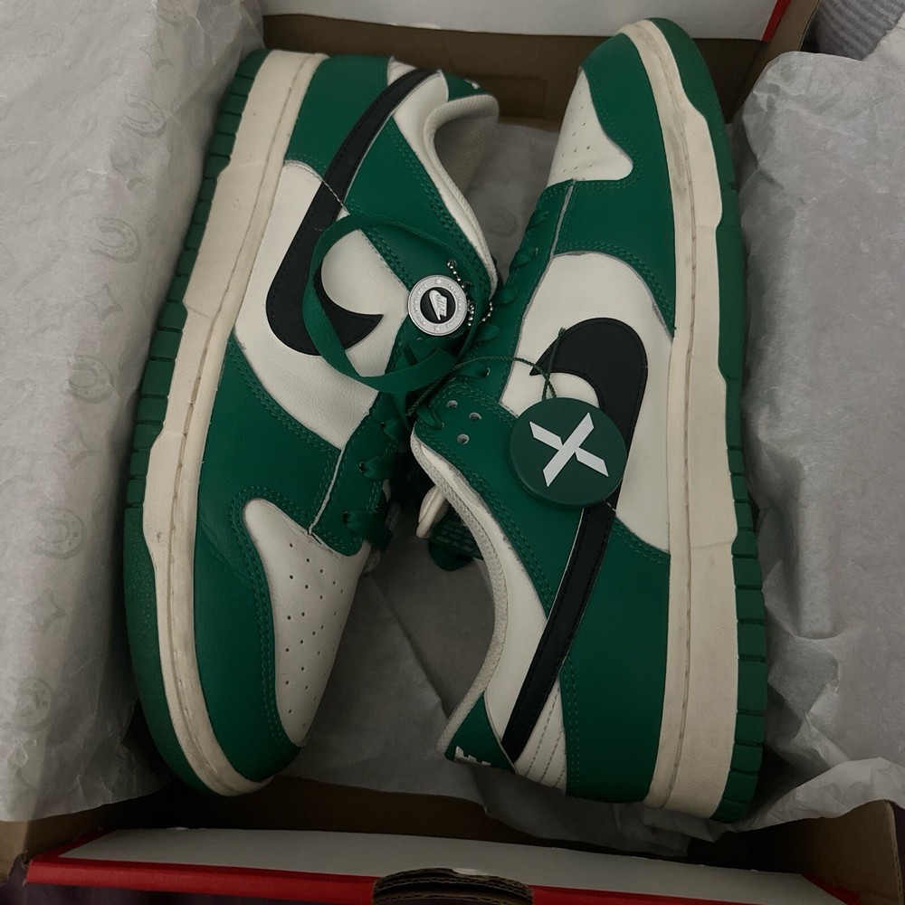 Nike Lottery Dunks - Green