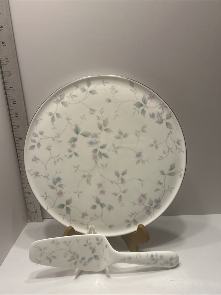 Rare Discontinued 1988 Mikasa Feelings Cake Plate Server Enchanted Set