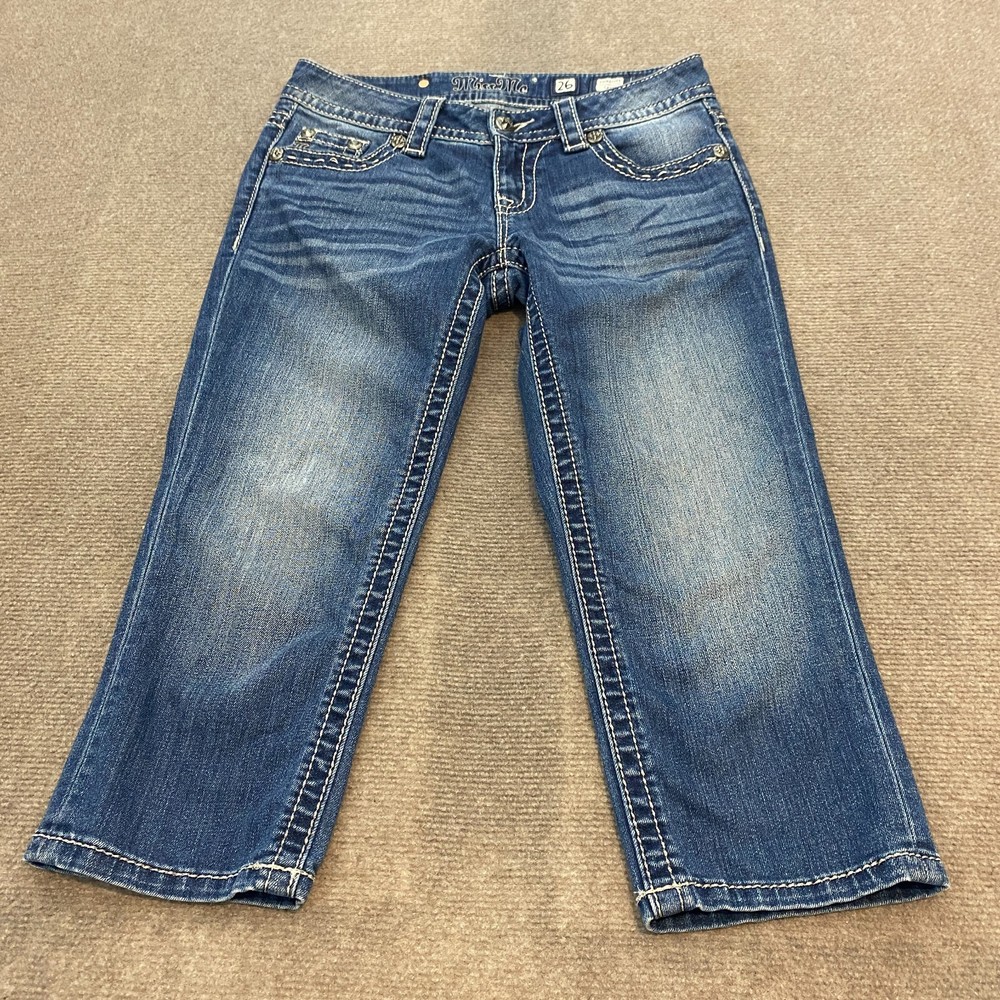 Miss Me Womens 26 Blue Denim Studded Capri Jeans with Signature Stitching