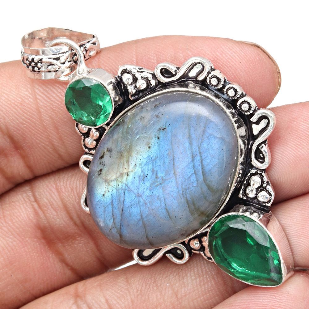 Shiny Labradorite Emerald Quartz Gemstone Silver Pendant Jewelry 2.5 Inches