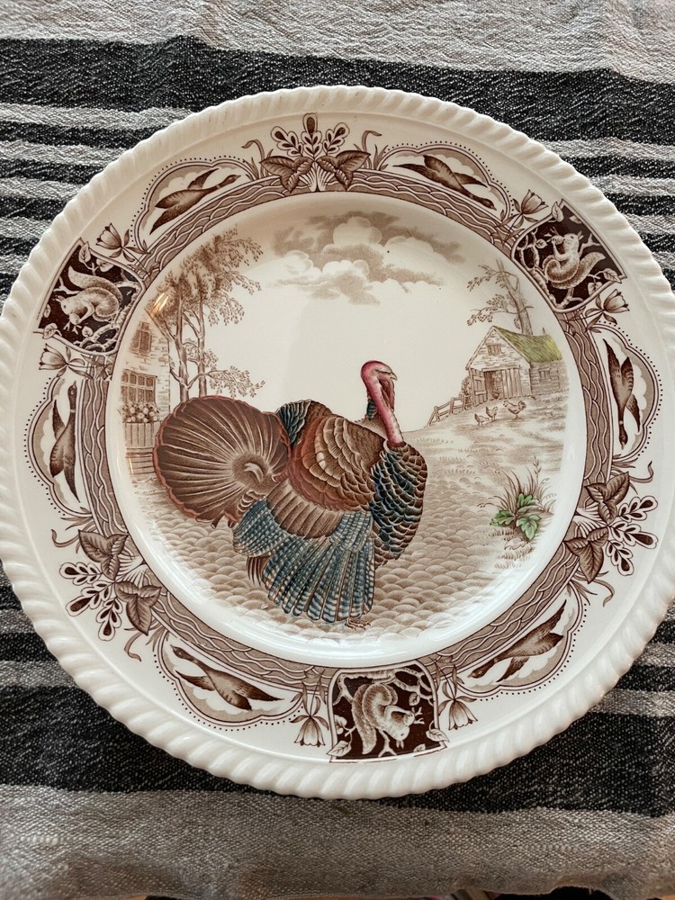 Vintage Johnson Brothers Barnyard King Turkey Dinner Plates - Rare with Minor Chip