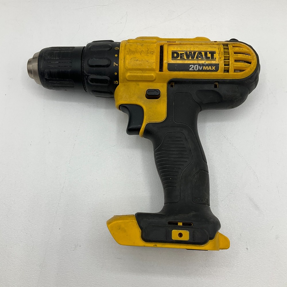 DeWalt DCD771 20V Max Cordless 1/2in Drill Driver Tool Only Working Tested