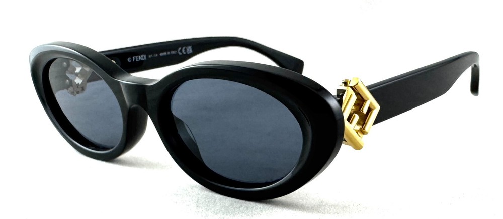 FENDI FE40140U Black Sunglasses 53mm 18mm Bridge 135mm Arms