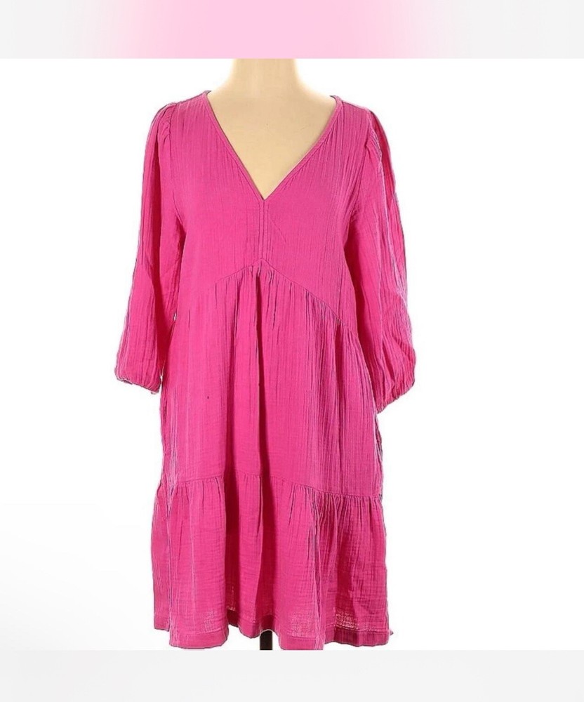 Gap Women’s Dress Size M Sleeveless Tiered  Pink Beach