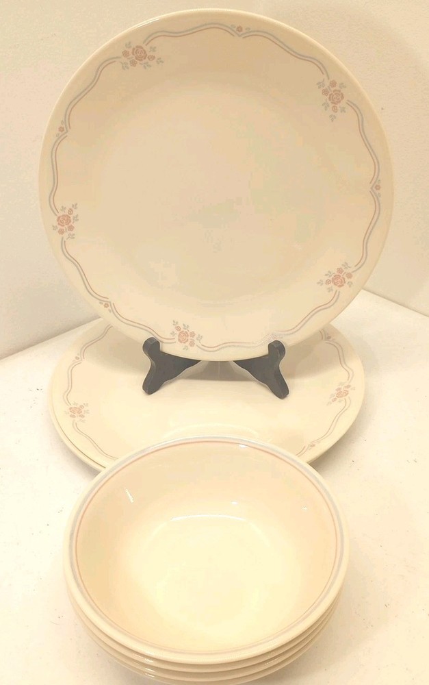 Vintage Corelle English Breakfast Dinner Plates & Soup Bowls Lot of 8