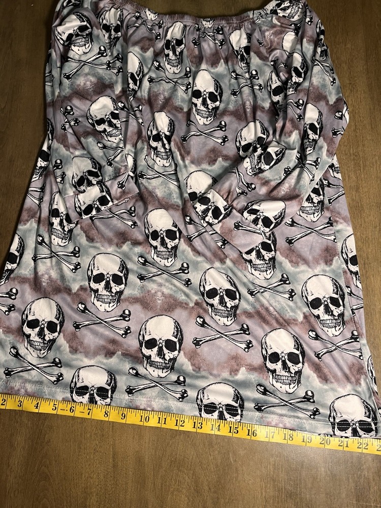 Women’s XL Skull Print 3/4 Sleeve Off-Shoulder Shirt XL  Polyester