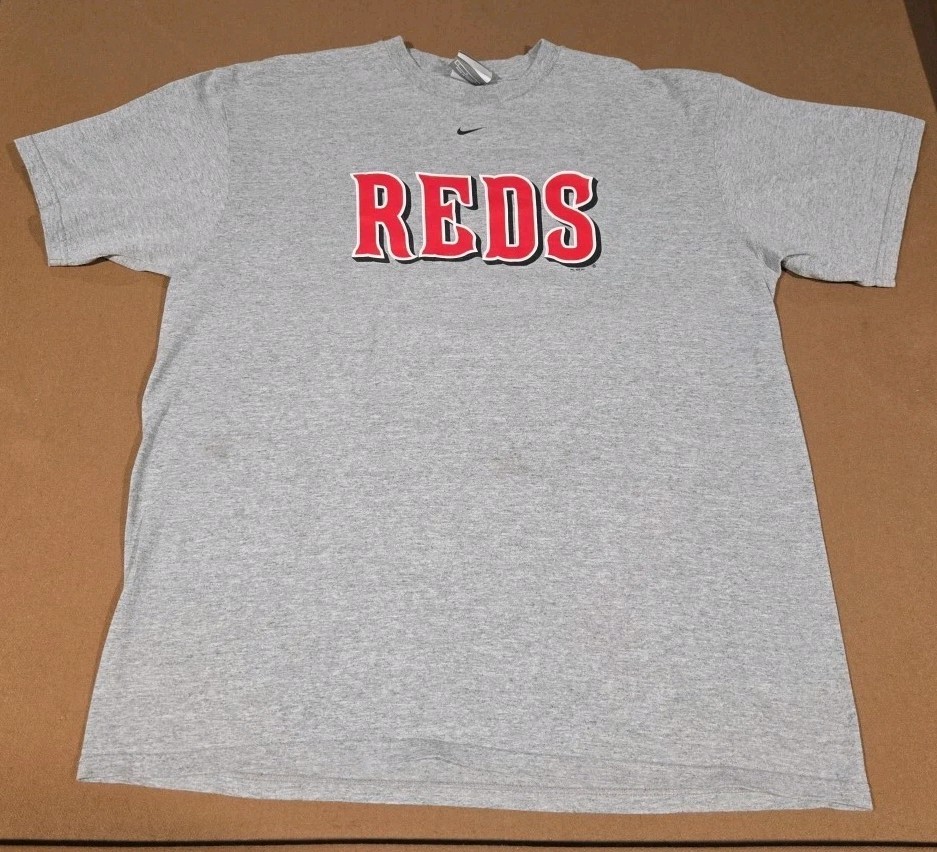 Nike Team Cincinnati Reds TShirt MLB Baseball Size XL Short Sleeve Center Swoosh