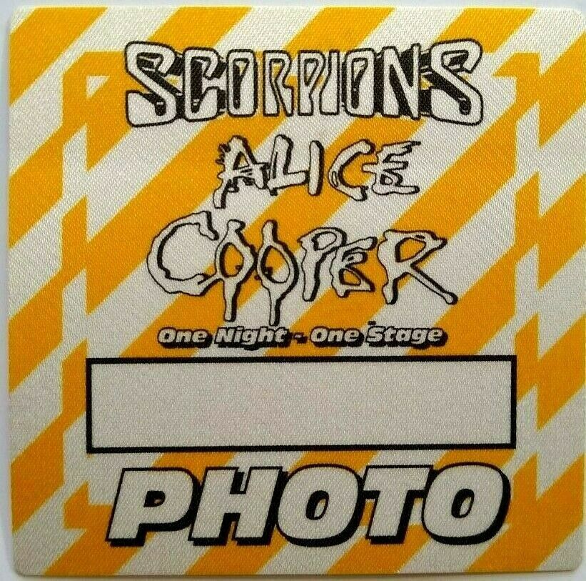Alice Cooper Scorpions Backstage Pass Original 1996 Hard Rock Music Yellow