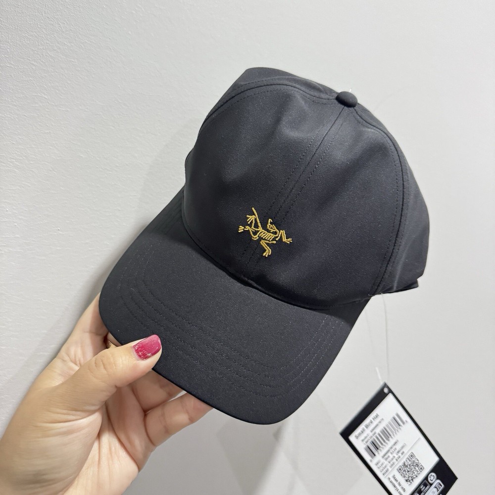 ARCTERYX small bird hat
