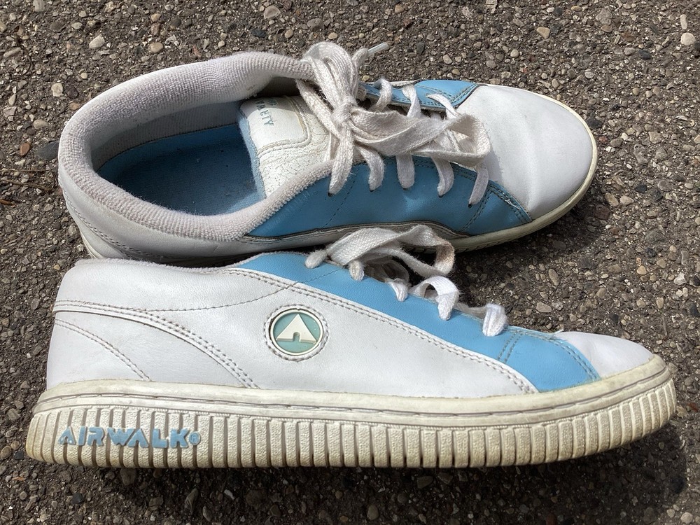 Vintage Men’s AirWalk Y2K Skate Shoes Rare Light Blue The One Size 9.5