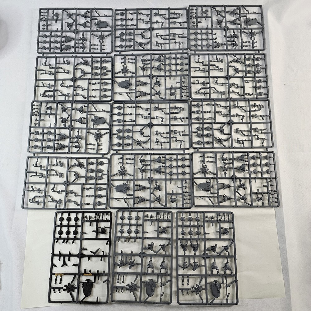 2005 Warhammer 40k Dwarf Warriors Lot Of 99380205004 Pieces READ DESCRIPTION