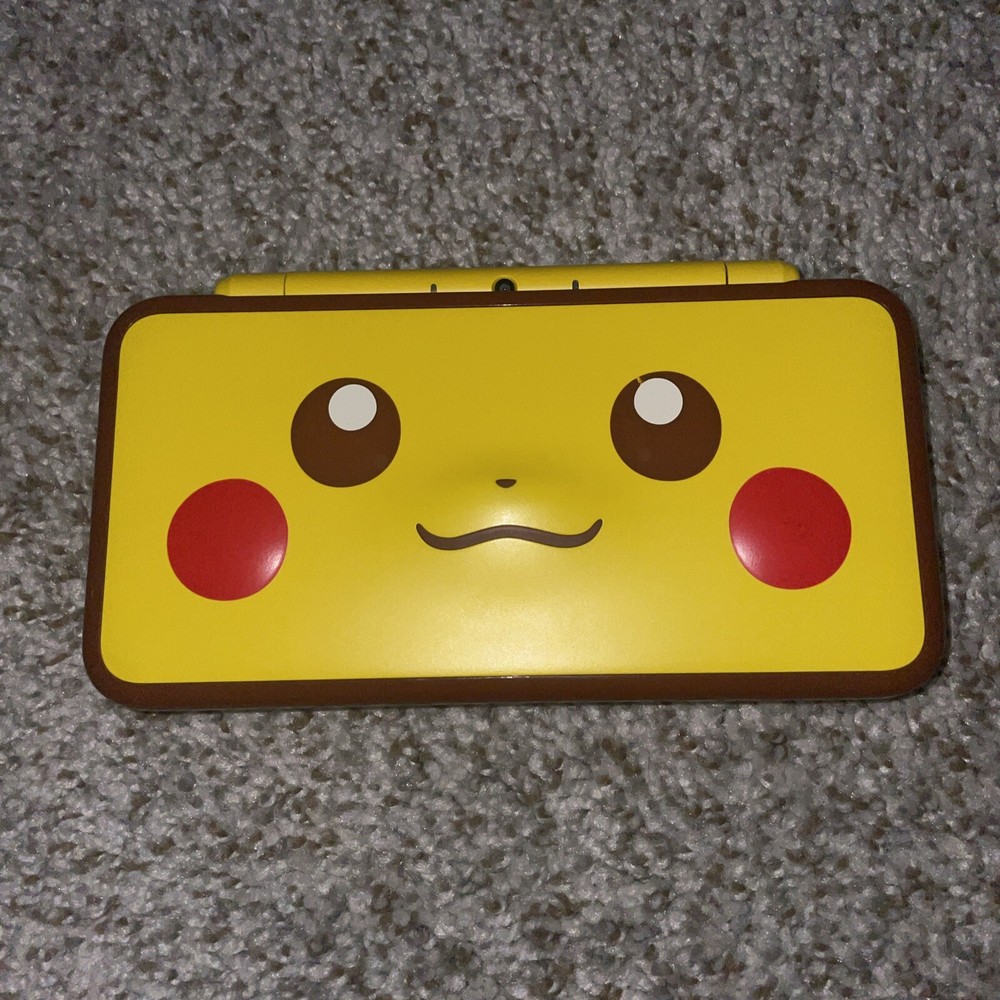 Nintendo New 2DS XL Pikachu Edition Console System 100+ Games 128gb SD & Stylus