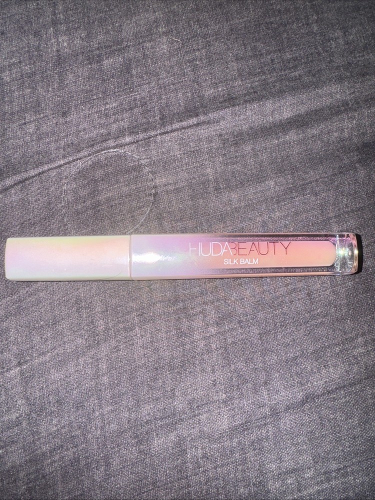 Huda Beauty Hydrating Silk Lip Balm for Soft Smooth Lips