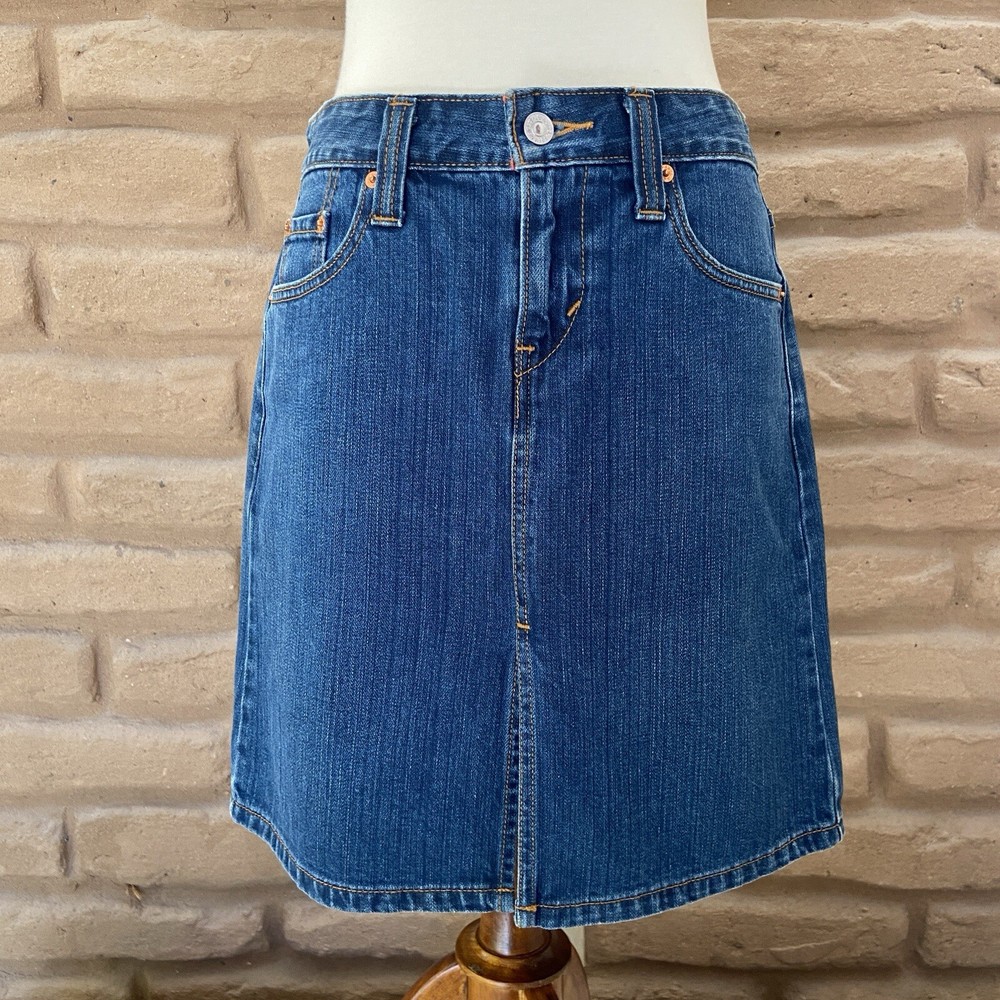 Y2K Levi’s Low Slouch Skirt - 100% Cotton - Jr Sz 5 or Larger (see measurements)