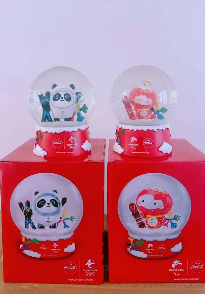 2022 Beijing Winter Olympics Mascot Crystal Ball Collectible Keepsake