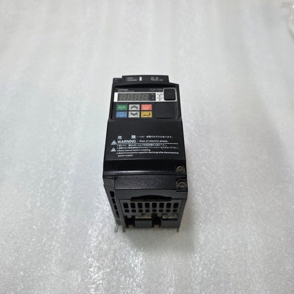 OMRON 3G3MX2-AB002-E INVERTER DRIVE 200-240V 1 PHASE TO 3 PHASE VFD 0.1-580HZ