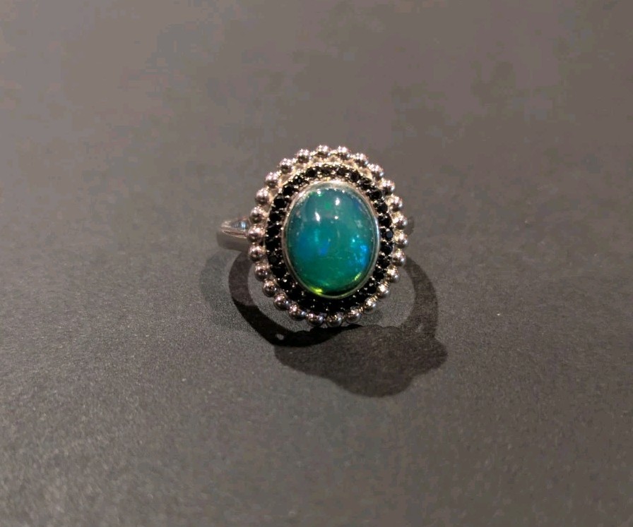 Green Opal Oval Gemstone Silver Band Ring Never Worn