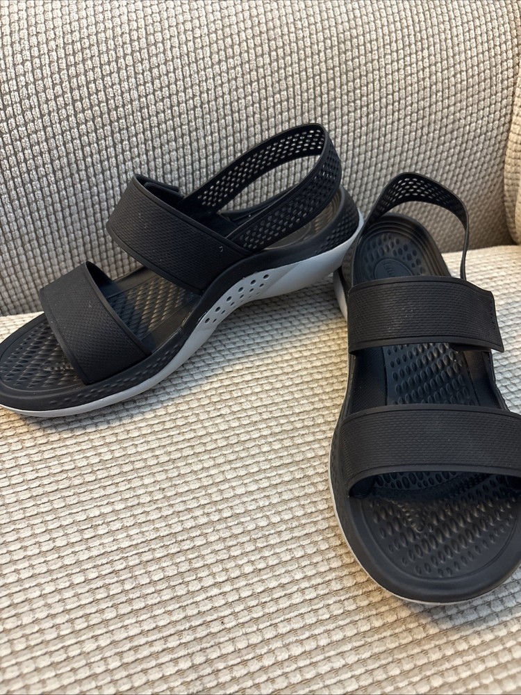 Crocs Slingback Lite Ride Sandals Black Size: 6  EUC