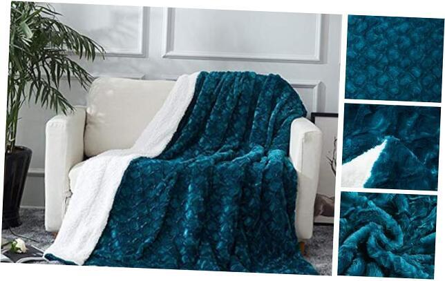 DaDa Bedding Lavish Blue Faux Fur Throw Blanket - 90