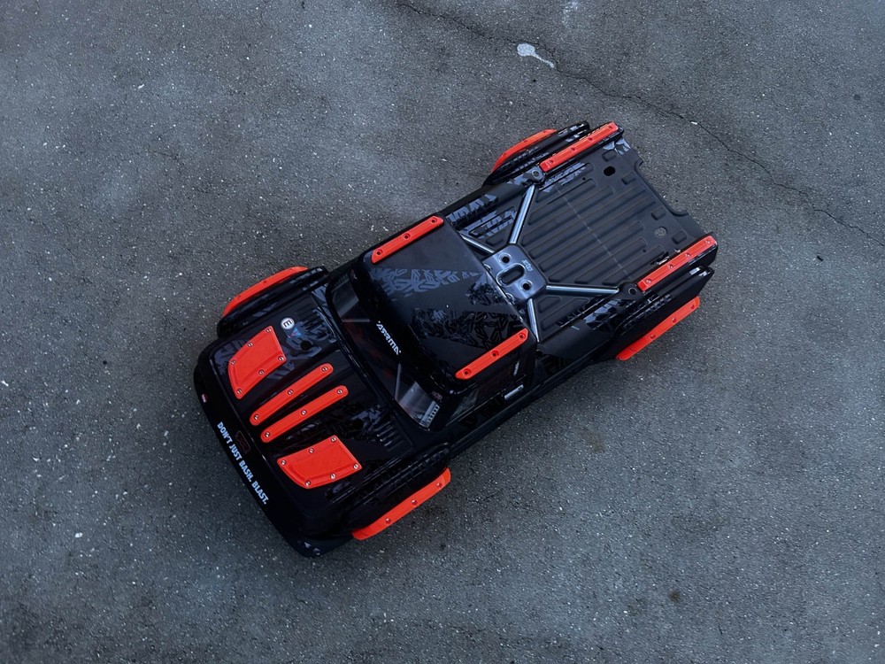 Outcast 8S Body Skid Kit (Set of 8)