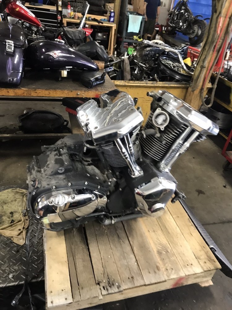 04 Kawasaki VN2000 VN 2000 Vulcan Engine Motor