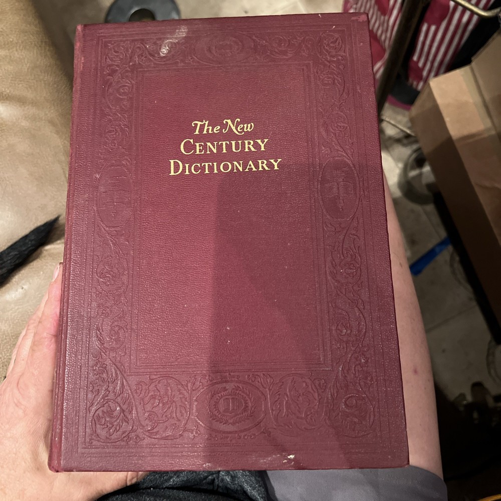 Vintage The New Century Dictionary Volume 2 (Pock-Mark to Zymurgy) 1952 HC