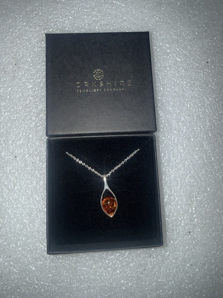 STERLING SILVER AMBER SHORT SHANK TEARDROP PENDANT Yorkshire Jewellery Company