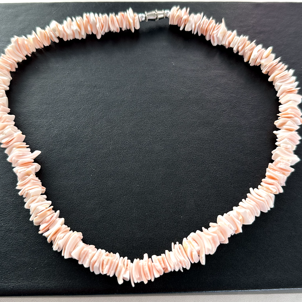 Vintage Light Pink Puka Shell Beaded Chip Necklace 16