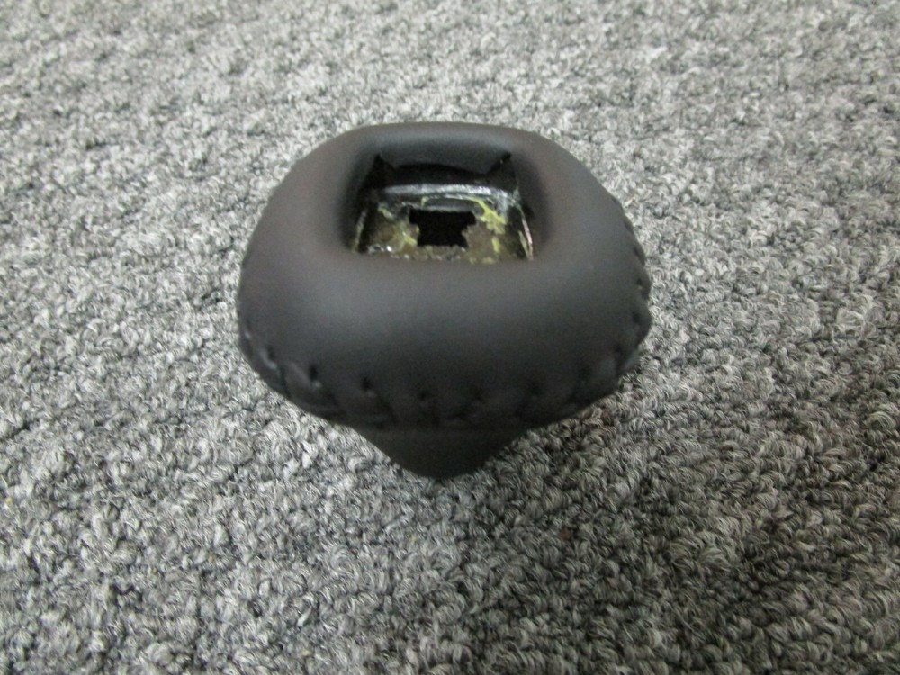 97/2004 corvette black leather six speed shift knob NEW! NICE! CHRISTMAS SALE!-image