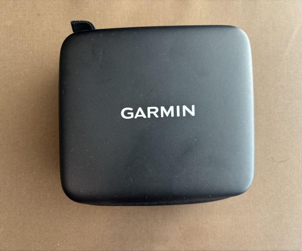 Portable Garmin R10 Golf Swing Analyzer & Simulator