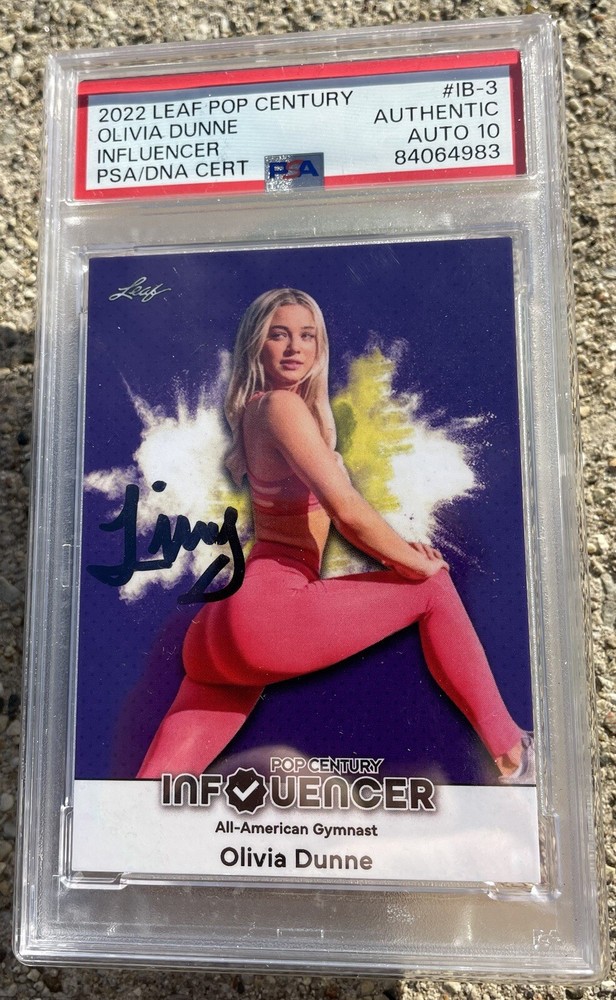 LIVVY DUNNE SIGNED Card Auto PSA/DNA Slabbed AUTO 10 LSU TIGERS GYMNASTICS