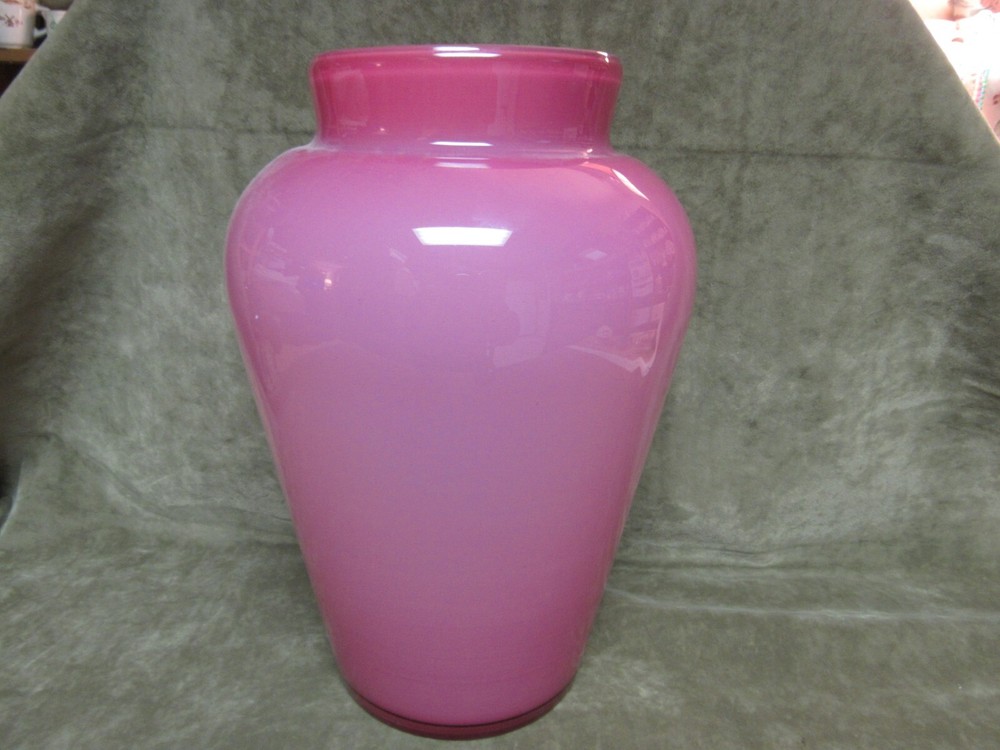 1980s Fenton Art Glass Rose Quartz Connoisseur Large Blank Vase
