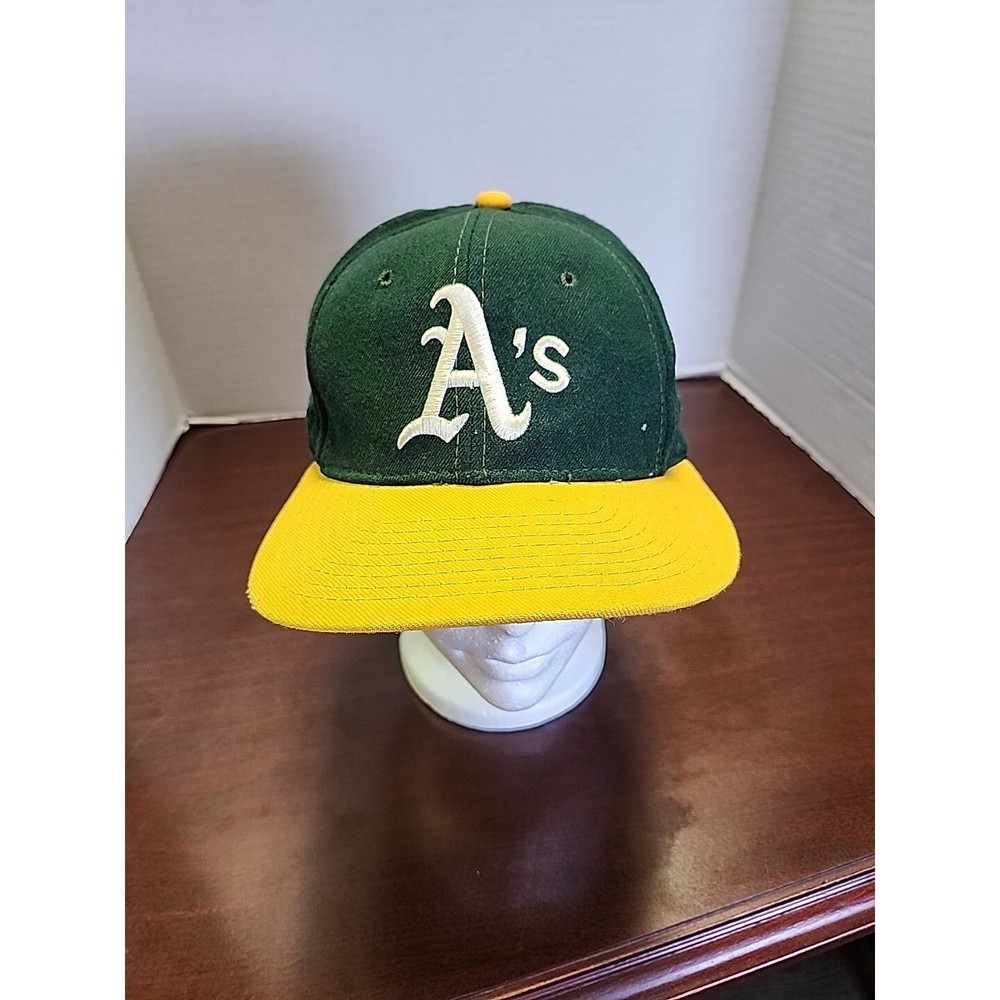 Vintage Oakland As Green & Yellow Baseball Cap distressed