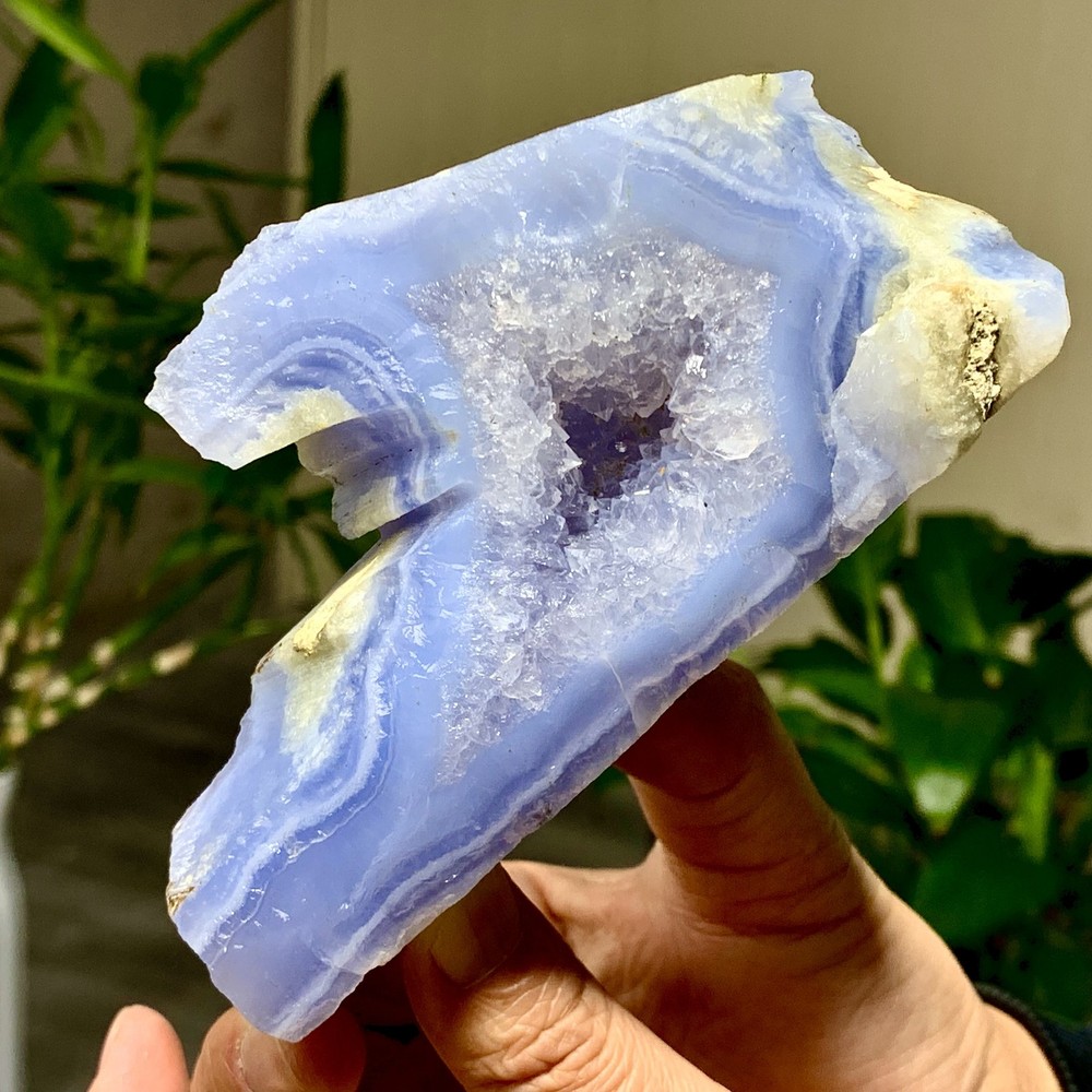 474G Natural Blue striped agate Crystal Chunks piece form Mineral Specimens