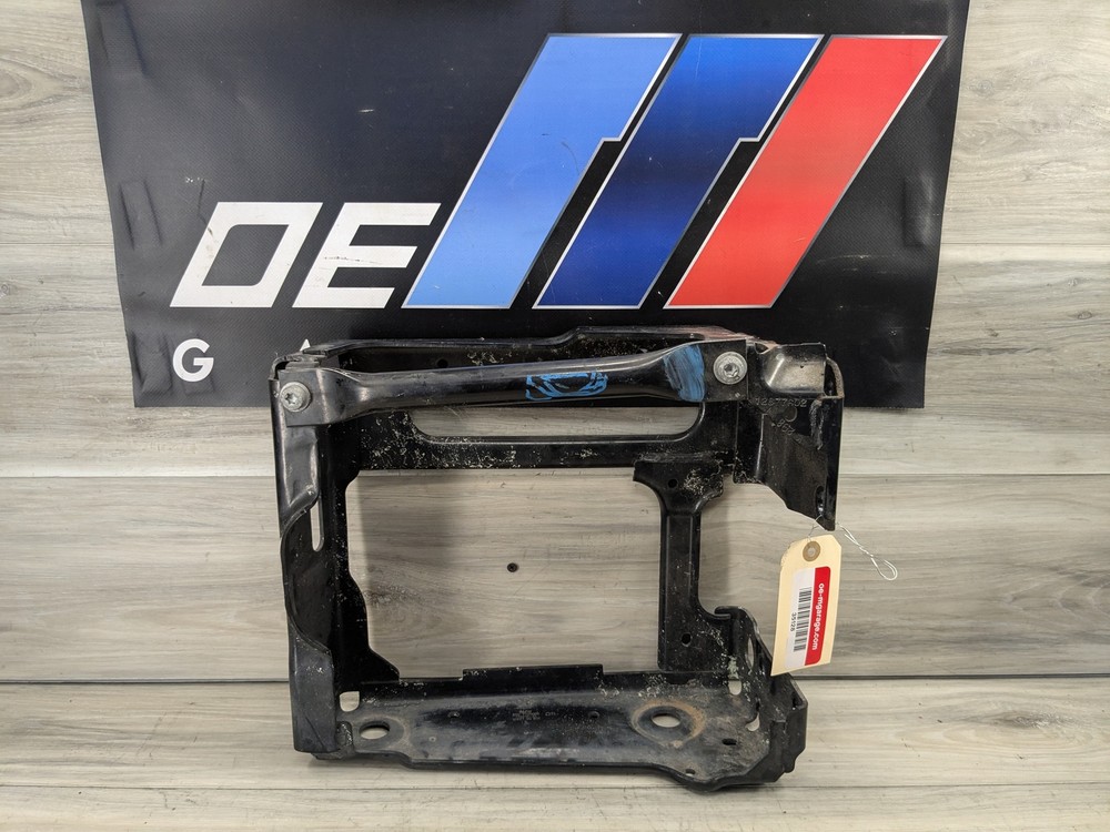 OEM BMW G01 G02 F97 F98 X3 X4 Front Left Driver Radiator Reinforcement Bracket