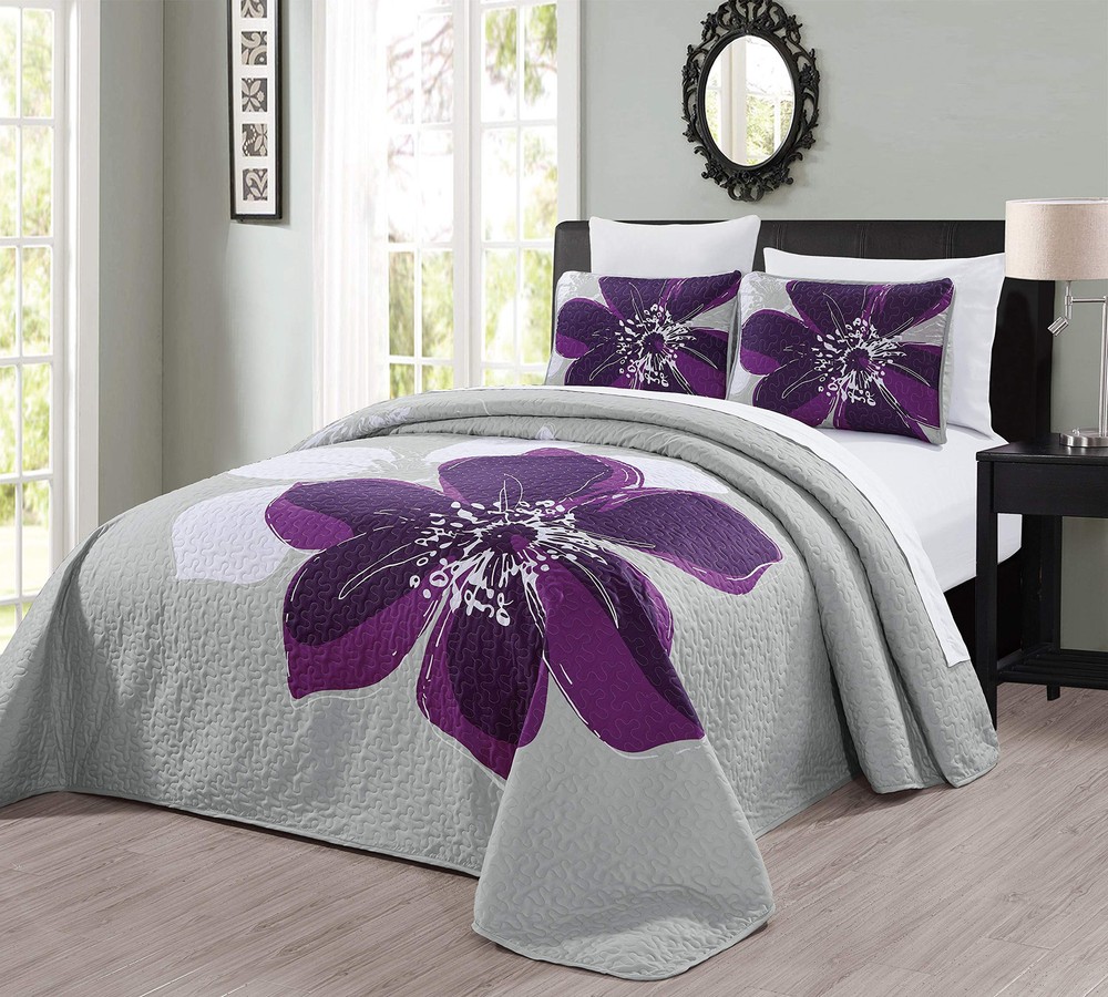 - 3-Piece Fine Printed Oversize (100 X 95) Quilt Set Reversible Bedspread Cov...