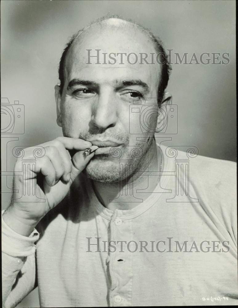 1963 Press Photo Actor Telly Savalas - hpx23041