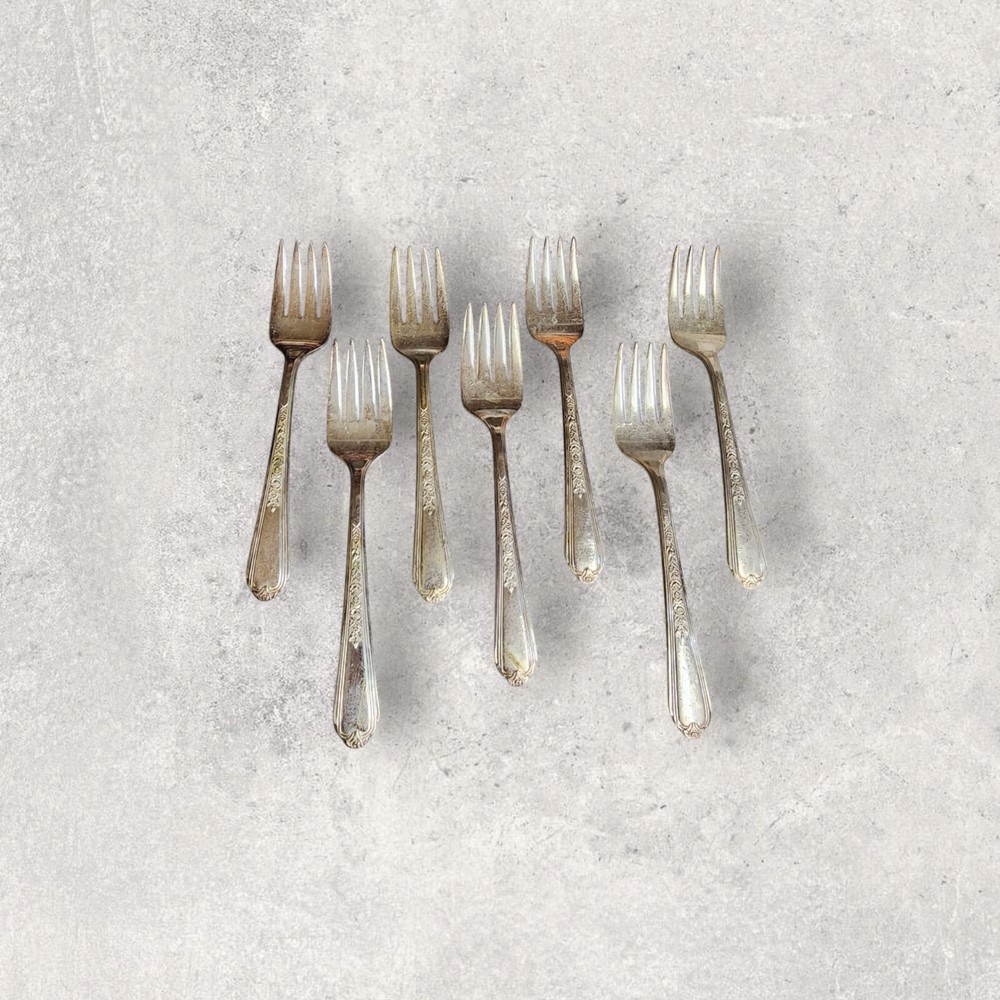 Plymouth Silver Plate Jewel Pattern Lot Of 7 Salad Forks