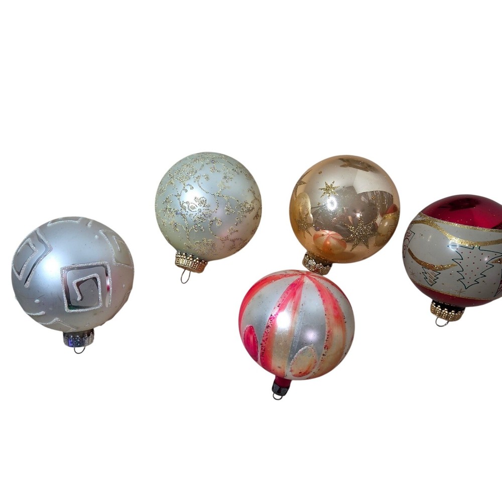 Vintage Christmas Ornaments Holiday Decoration Set of 5 Decorative Balls