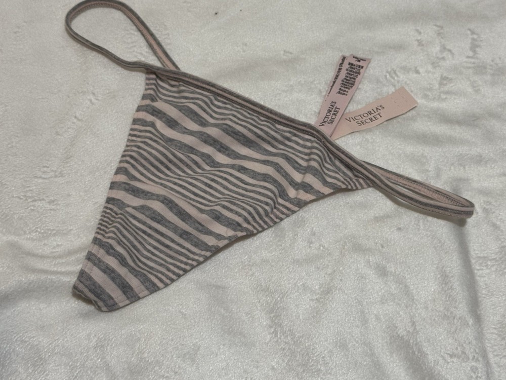 Victoria's Secret Pink & Gray Striped Cotton V-String Thong Panty - Size M - NWT