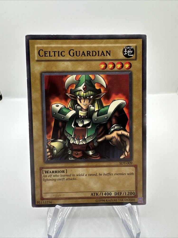 Yu-Gi-Oh TCG Celtic Guardian SDY-009 Unlimited Common Card Yugi Deck