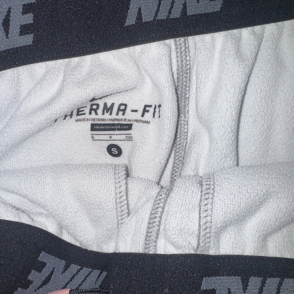 Nike THERMA-FIT Men’s Gray Adjustable Relaxed Training Sweatpants