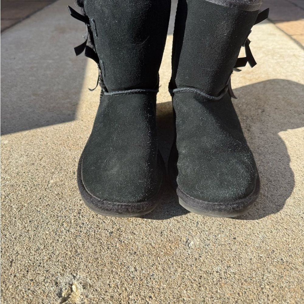 Girls Black Koolaburra Ugg Boots Size 5