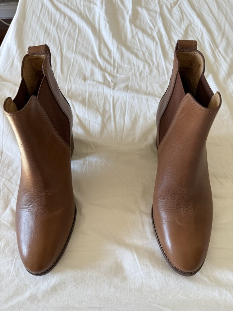 Madewell Tan Ankle Bootie in Size 8.5  